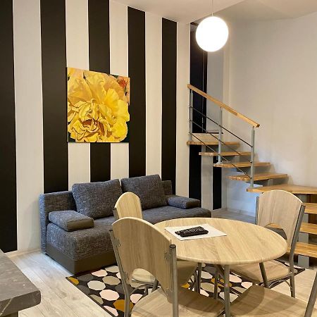 Ferienwohnung Modern-Style Flat 2 Riga Exterior foto